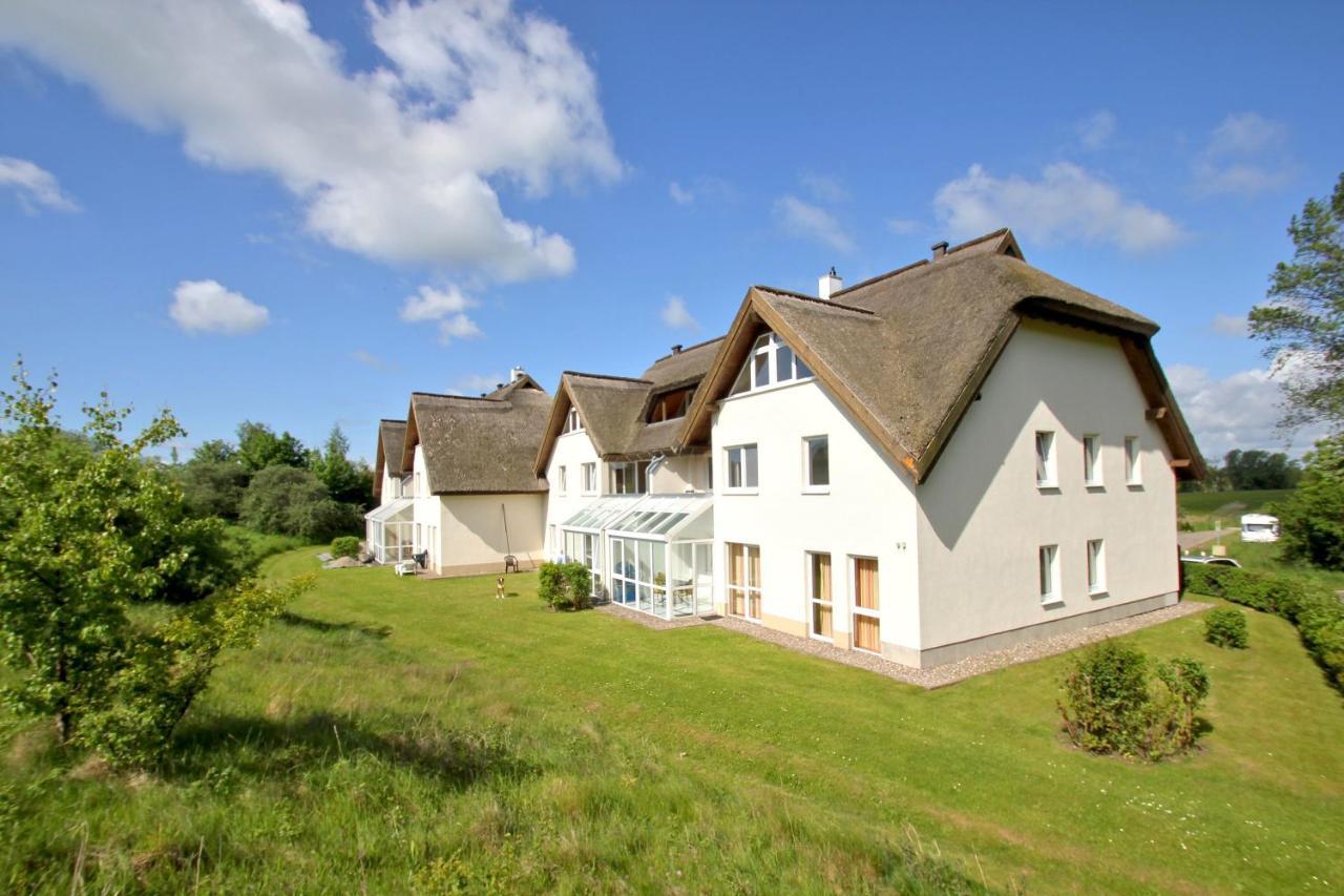 Strandnah Mit Terrasse, Gratis Nutzung Vom Ahoi Erlebnisbad Und Sauna In Sellin - Strandhaus Moenchgut Fewo06 Lobbe Luaran gambar